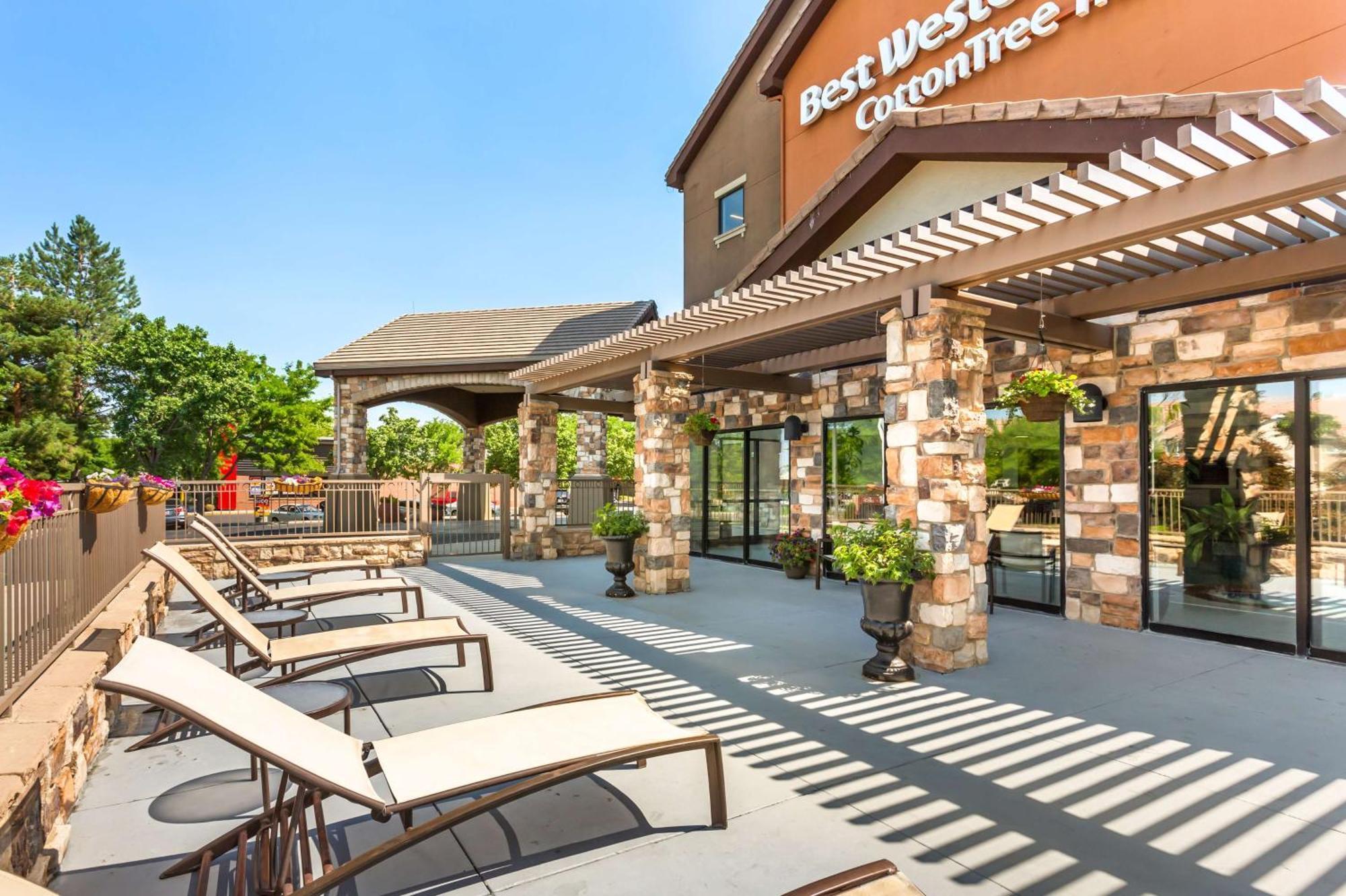 Best Western Plus Cotton Tree Inn Sandy Exterior photo